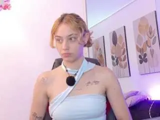 Camsoda Adult Webcam of charlotte-rioz