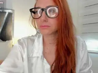 Camsoda Adult Video Chat of curvy-samantta