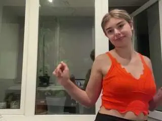 Camsoda Free Porn Cam of arnetteglazer