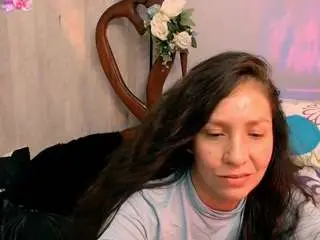 Camsoda Adult Webcam of naih-reyes