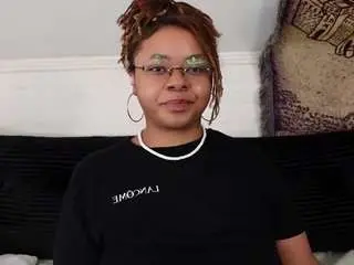 Camsoda Nude Webcam of bbwnextdoor