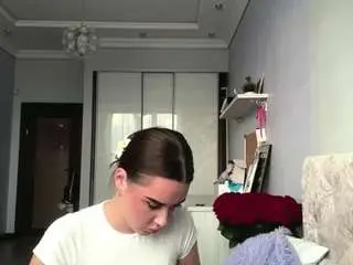 Camsoda Free Porn Cam of mamiebreedan