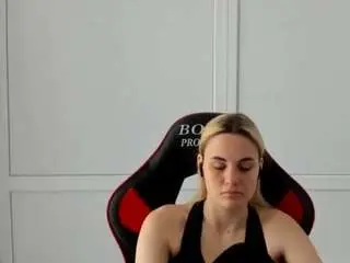 Camsoda Adult Webcams of hazelloveee