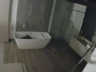 Camsoda Sex Chat of voyeurcam-casa-salsa-bathroom-4