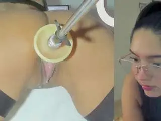 Camsoda Live Sex Cam of emily-philip