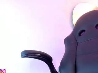 Camsoda Nude Webcam of lilikiss