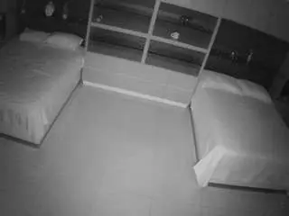Camsoda Free Live Porn of voyeurcam-casa-salsa-versus-room
