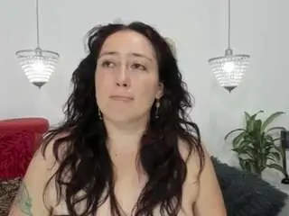 Camsoda Live Sex Cam of esmeralda-milf