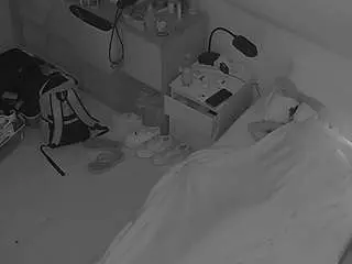 Camsoda Best Webcam of voyeurcam-julmodels-bed-7