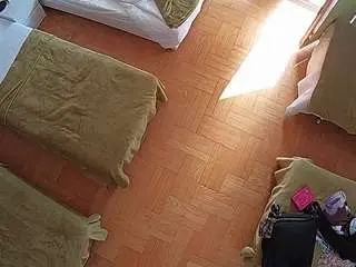 Camsoda Sex Chat of voyeurcam-julmodels-bed-7