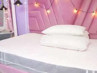 Camsoda Adult Webcam of thinsamathagirl