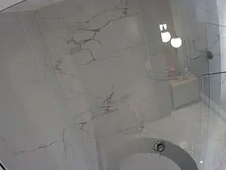 Camsoda Private Sex Chat of voyeurcam-casa-salsa-bathroom-10