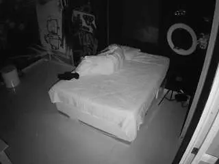 Camsoda Live Porn of voyeurcam-casa-salsa-disturbed