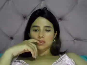 Chaturbate Free Live Porn of micaelamoreno18