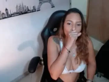 Chaturbate Live Sex Cam of sara_thompson01