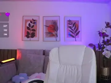 Chaturbate Nude Webcam of jadesummerr