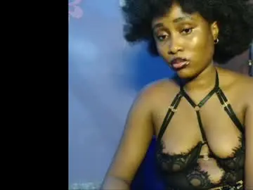 Chaturbate Sex Cam of shena_xnomy