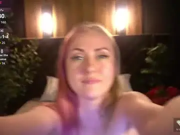 Chaturbate Live Sex Cam of dramaquenn