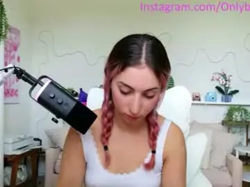 Chaturbate Sex Chat of bellabeauu