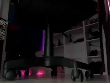 Chaturbate Watch Live Sex Cams of holy_mistresss