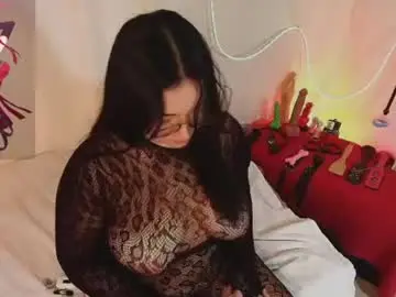 Chaturbate Live Sex Cam of lil_persefone