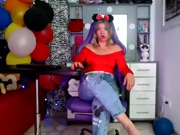 Chaturbate Free Porn Cam of hot_sexy_bunny