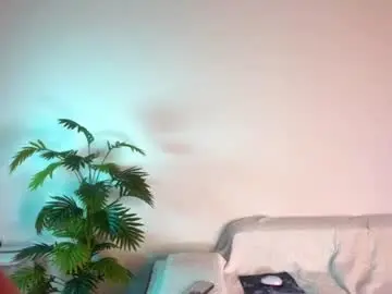 Chaturbate Free Porn Cam of kira_mmr