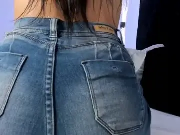 Chaturbate Live Porn of gisell_antonella