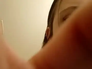 Chaturbate Live Porn of milkymomasquirtsalot
