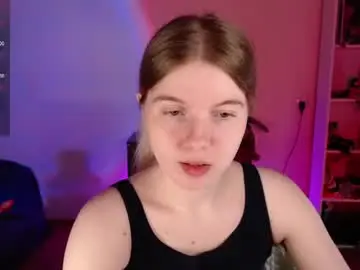 Chaturbate Adult Video Chat of strawberry_juli