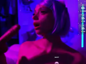 Chaturbate Watch Live Sex Cams of holliwould_