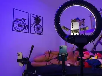 Chaturbate Watch Live Sex Cams of marce_hill