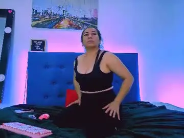 Chaturbate Best live sex cam show of derly_milf