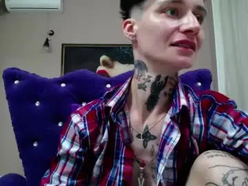 Chaturbate Sex Cam of kennyvibe
