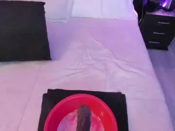 Chaturbate Nude Webcam of miiaamonroee