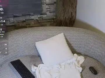 Chaturbate Live Sex of emmily_vg