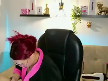 Chaturbate Live Sex of naomy_hot04