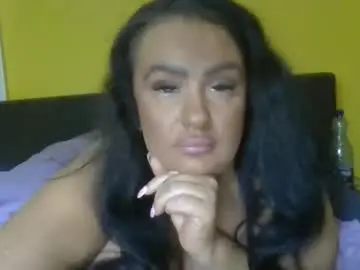 Chaturbate Live Sex Cam of gulianaa