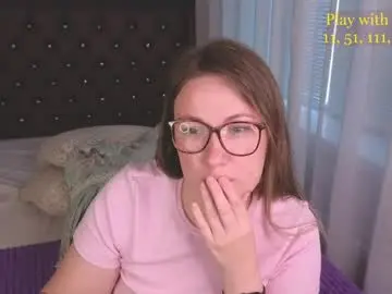 Chaturbate Watch Live Sex Cams of cute_darina