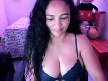 Chaturbate Adult Video Chat of rayza_mature_