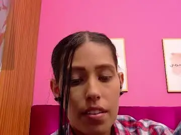Chaturbate Sex Cam of skinnyneighbour_