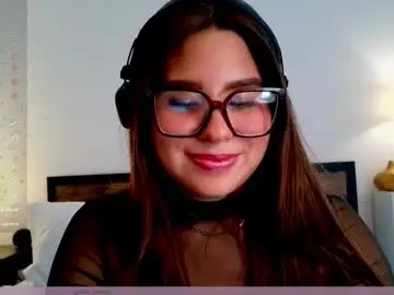 Chaturbate Live Sex Cam of sofia_bloom8