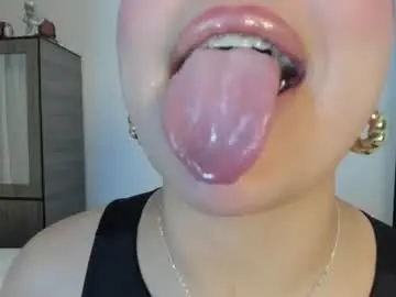Chaturbate Private Sex Chat of rubyhlowe