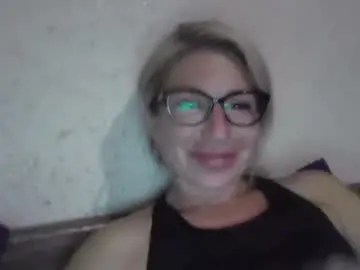 Chaturbate Adult Webcams of fox_red_lady7