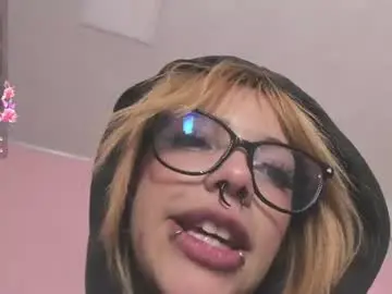 Chaturbate Watch Live Sex Cams of elisabethflores