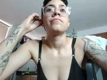 Chaturbate Free Porn Cam of eva_monwalker