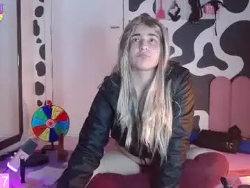 Chaturbate Adult Video Chat of hi_elora