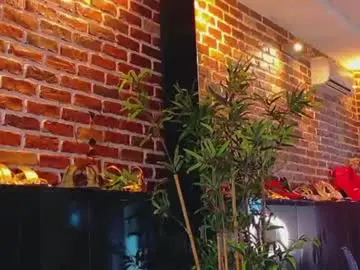 Chaturbate Nude Webcam of helenceccile