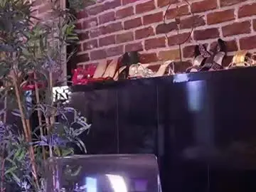 Chaturbate Live Porn of helenceccile