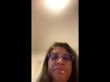 Chaturbate Adult Video Chat of dominica3